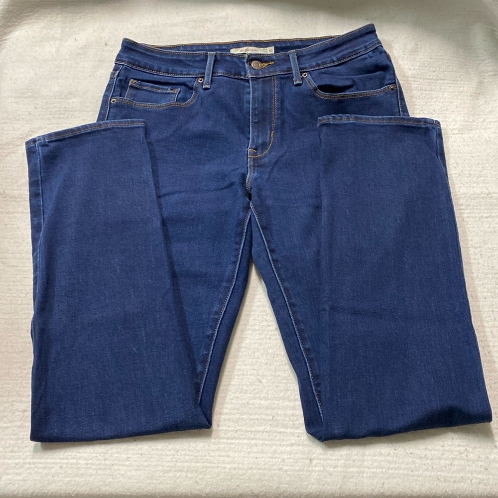 Levi’s Women’s Mid Rise Skinny Blue Jeans size 10